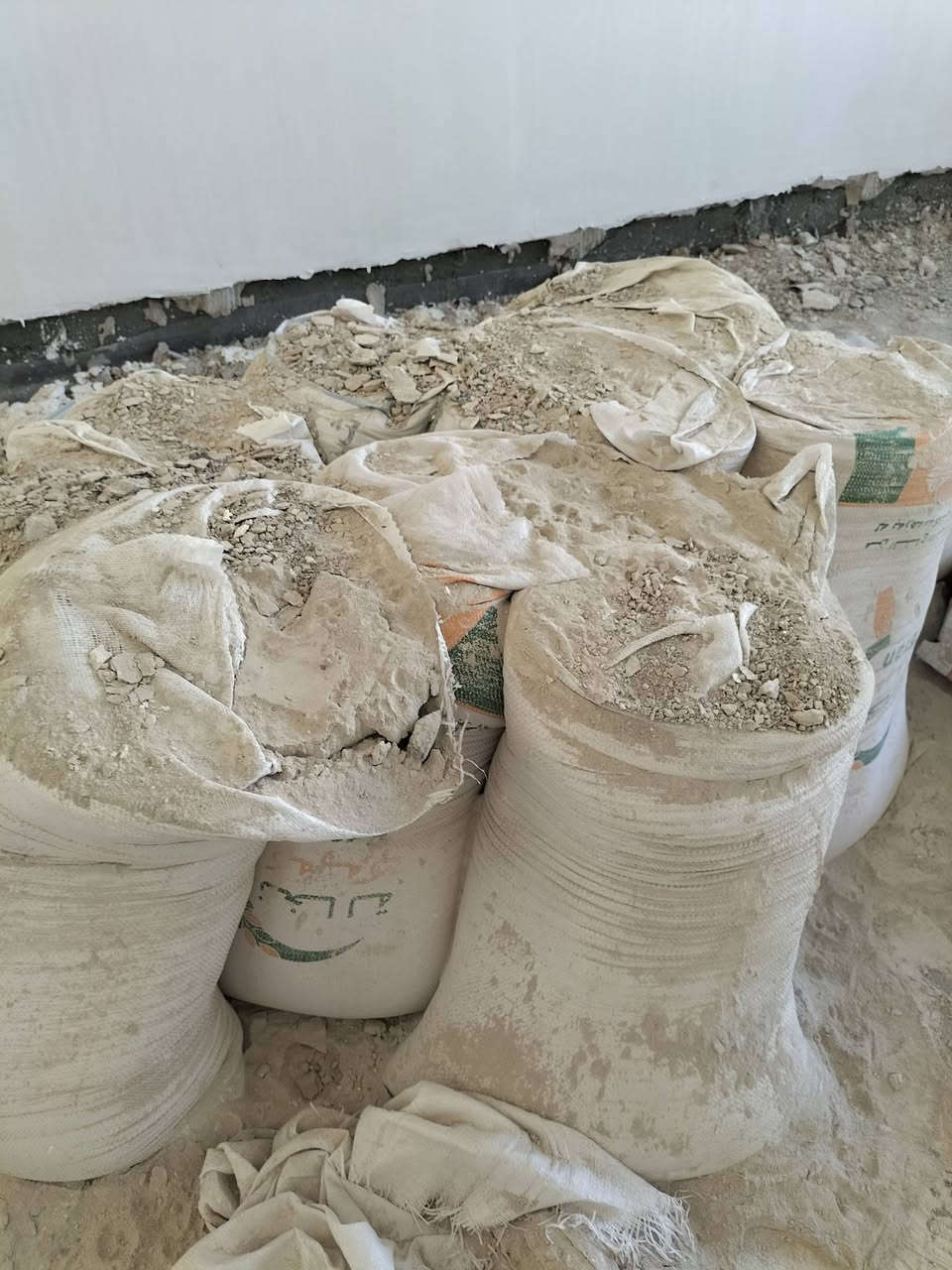 جص 14 كونيه متروسات اليريدهن ياخذون مقابل شي بسيط ***********
