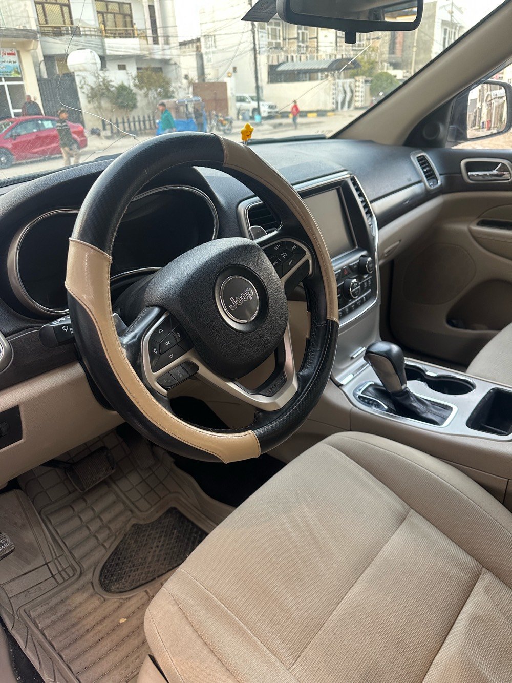 موديل 2016سونارها موجود سيارة احلى من الصور مكانها ديالى تقاطع القدس دور الزراعةللاستفسار تاتصل0771186691