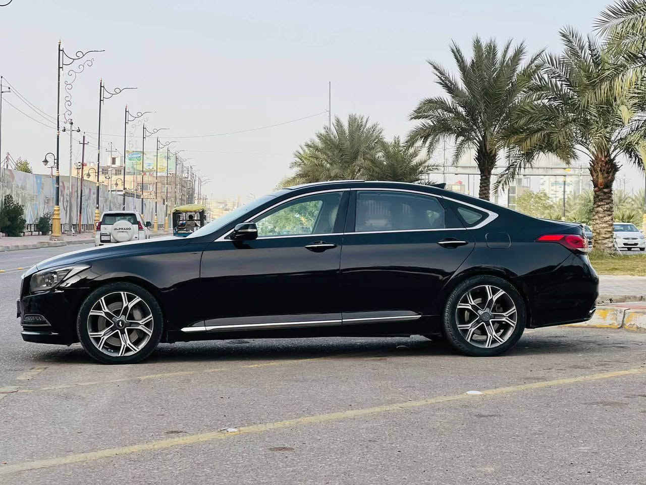 جنسزز مديل 2015 ب اسمي سعر 138 قابل للتفاوض الأستفسار اتصل ***********  وارد أمريكي حادثها دعاميه فقط بدون دواخل ليبل واحد سياره وبيها مكانات صبغ جماليه فول مواصفات بنراما بصمه تشغيل بصمه أبواب اربعه جنطه كهربائيه شفط مري شفط اشاير مري تحكم ستيرن شاشه كبيره كامره خلفيه دواره كشنات جلد كهربائي تدفئة تبريد كشنات امامي وخلفي قطعتين تبريد قياده ذاتيه مثبت سرعه حساسات امامي وخلفي بردات خلفيه وبيها هوايه مواصفات بعد مكينه وكير مكفولات حداديه جديده تخم تاير جديد 5 ويل كب رقم بغداد ب اسمي مكان سياره كربلاء مكلف ب نشر كربلاء, العراق
