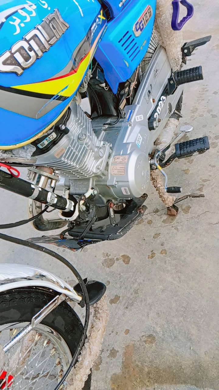 السلام عليكم دراجه للبيع موديل 23 محرك شرط كهربائيات معدل فول فول السعر 650 وبمجال ***********
