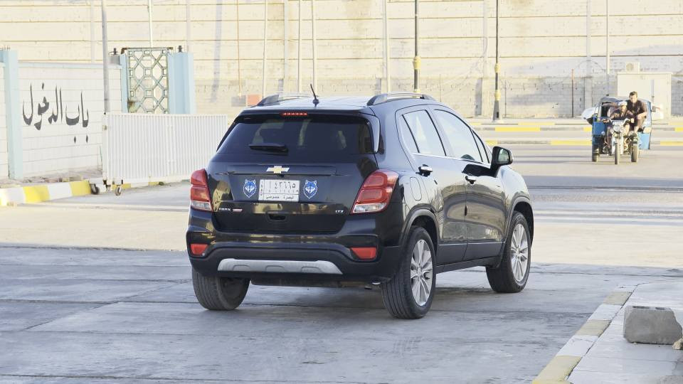 شفر ترافس 2017 LTZ  فول مواصفات السعر 95
للأستفسار =***********
محرك 1600 مكينه وگير مكفولات 
حداده جديده كهربائيات كلهه تشتقل 
حادثه خفيف بنيد فقط مبدل ومصبوق وبيهه جاملق وباب صبق يعني 3 قطع رش شواصي لغود كلهه كفاله رقم بصره تحويل مباشر عنواني البصره المركز البصرة, العراق
