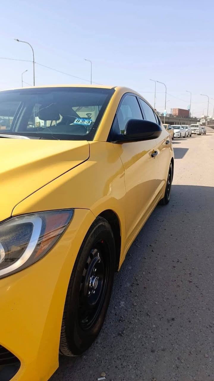 النترا تكسي 18 رقم بغداد بسمي
بدون ضربه بدون فتح اي قطعه ليبل واحد  حادثها من امريكا فقط حالوب والصور بالمنشور
محرك وكير وحدادية شرط. شادلها زوج تاير ستوني. وزوج نص عمر 
ماشية 133 ميل 
مكاني حلة سعرها 125قفل الف مانزل ‏‪***********‬‏
