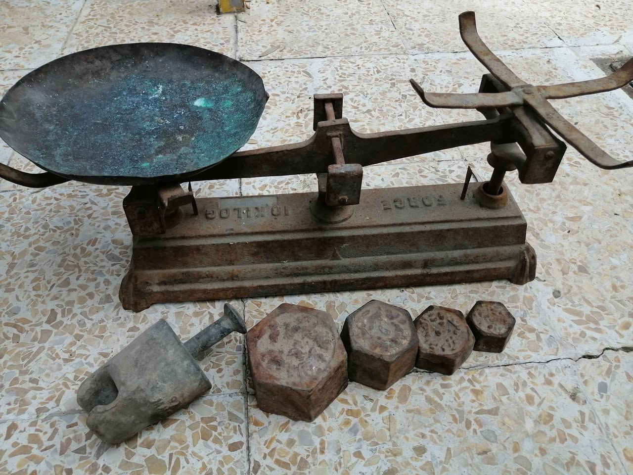 للبيع سعر الباب ٥٠ الف


**إذا كنت صاحب هذا الإعلان وتريد حذفه لأي سبب، رجاءا أرسل رسالة إلى الدعم الفني**