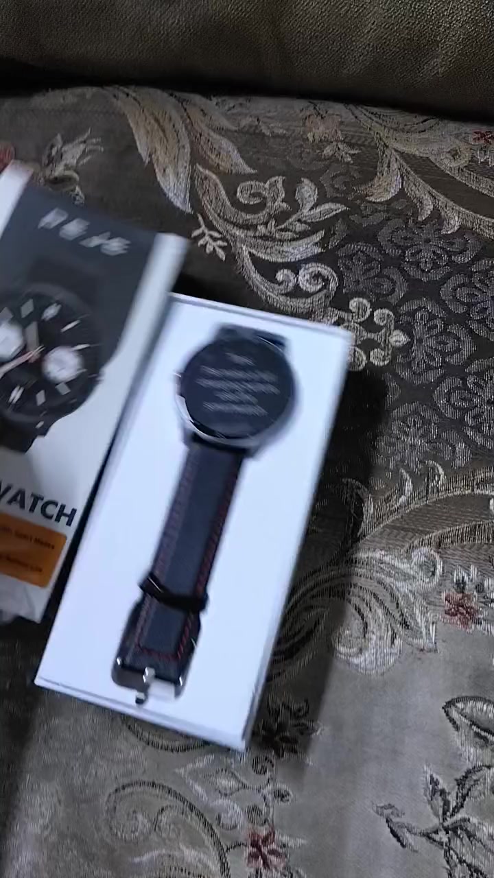 السلام عليكم 
ساعه بهذا الشكل 
تفاصيل داخل الفديو


**إذا كنت صاحب هذا الإعلان وتريد حذفه لأي سبب، رجاءا أرسل رسالة إلى الدعم الفني**