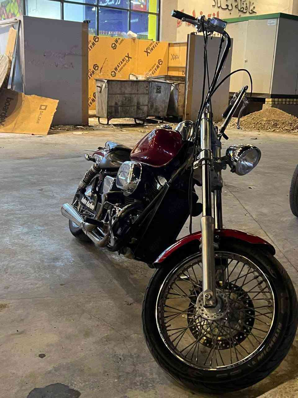 سلام عليكم

هونده شادو سلاشر 400cc
دراجة بلادية ونظيفة، المحرك ممفتوح أبد.
ناقصها أشاير أمامية 

 الموقع: بغداد – الحرية الثانية
 رقم الهاتف: ***********

السعر: 1,650,000 بيها مجال بسيط للشراي
