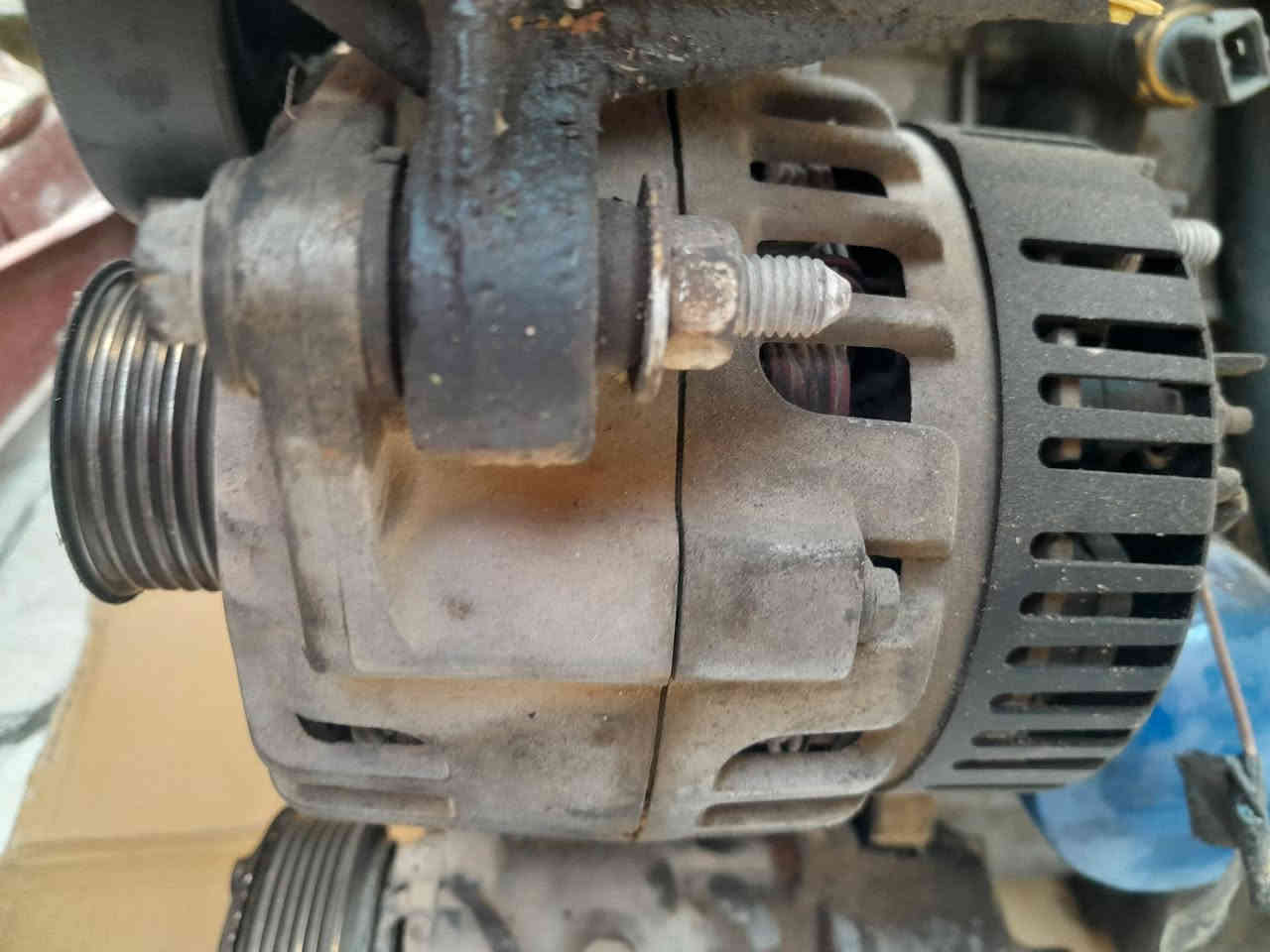 السلام عليكم ورحمة الله وبركاته مكينه مال بيجو كامله بيه صوت بكن كير شرط الفحص دينمو كبريسر سلف باور ضفيره عقل للبيع كلمن وسعره العنوان البصره القبله رقم الهاتف ***********
