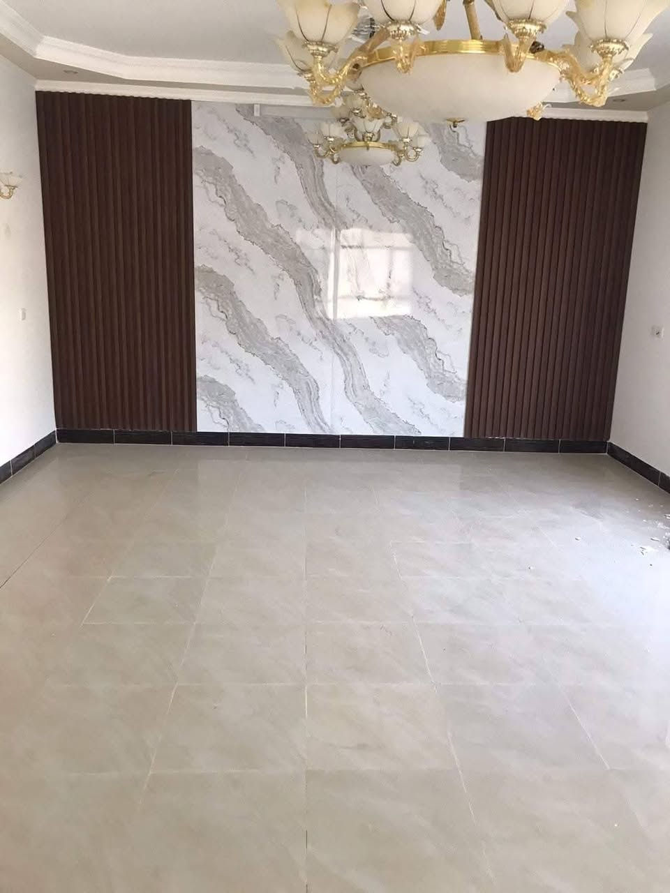 سلام عليكم متوفر صبغ وديكور بارخص الأسعار و مااطلع من بيتك اذا مو راضي عليه،.😊
للتواصل..واتساب أو للاتصال.
***********
