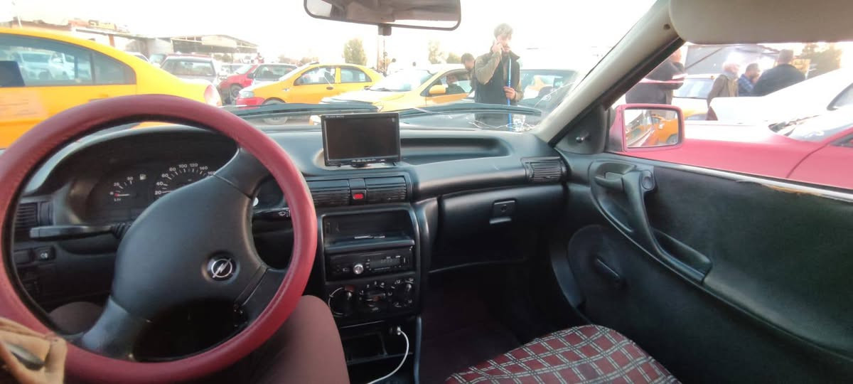 #مكلفه_بالنشر 
🚗 للبيع: أوبل أسترا 1992 🚗

🔥 مشروع وطني

⛽ بطاقة بنزين

🔩 قايش عريض

🚫 خياس ما بيها

⚙️ محرك بيه بداية بخار

🎨 السيارة مصبوغة

🔌 كهربائيات كاملة

🛞 تخم تايرات جديد

📞 للتواصل والاستفسار:

***********

💰 السعر: يتم تحديده عند الاتصال

📍 للي يريد سيارة اقتصادية تفيدك
