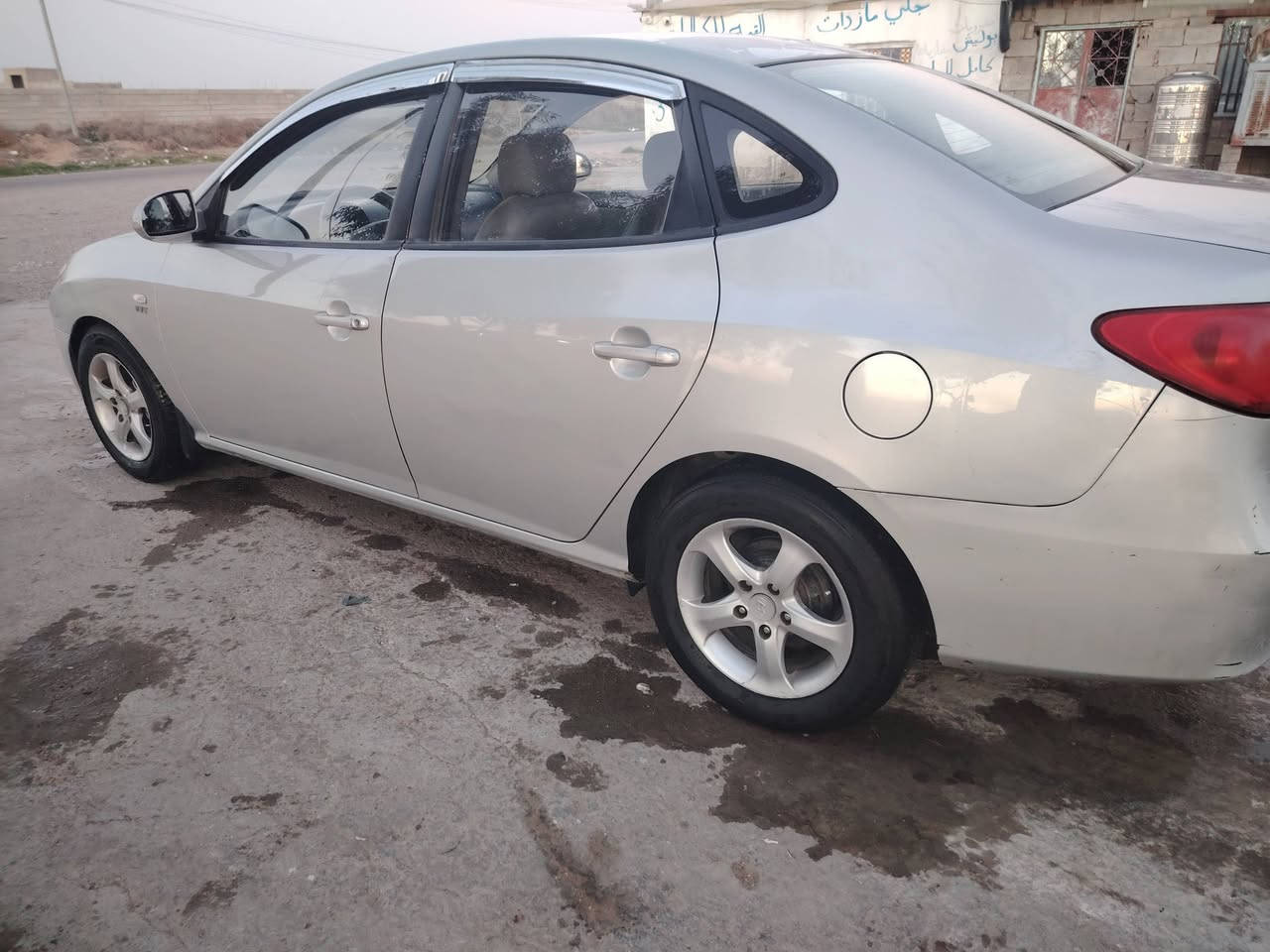 للبيع افانتي موديل 2009 رقم بغداد الأماني مكفولة كفاله عامه باستثناء الجاملغ اليمين الكدام اني صبغته جارد الاستفسار على هذه الرقم ***********
