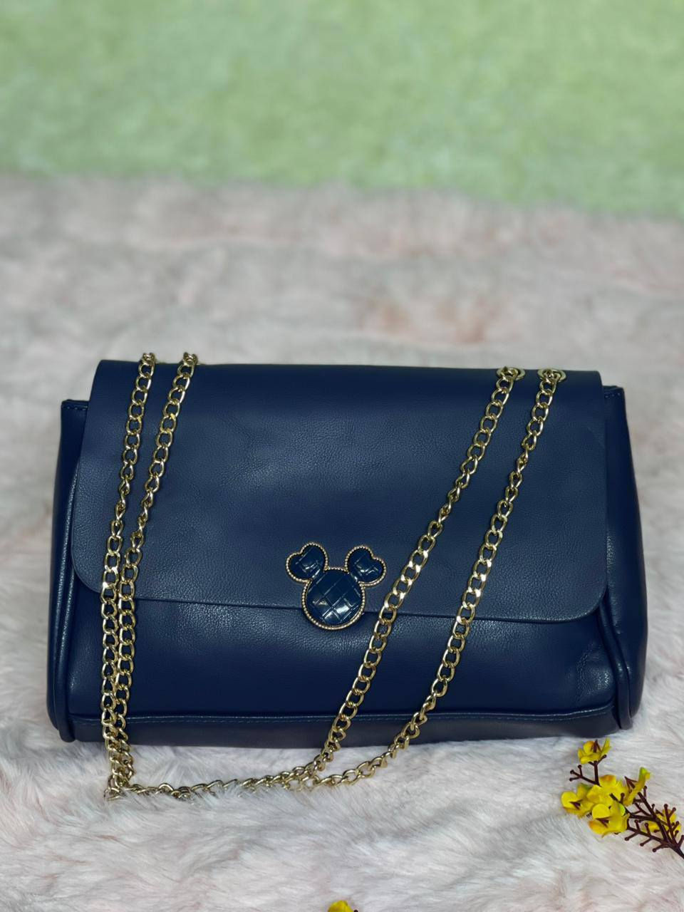 تخفيضات قطع اخيرة 

#لاحجز خاص


**إذا كنت صاحب هذا الإعلان وتريد حذفه لأي سبب، رجاءا أرسل رسالة إلى الدعم الفني**