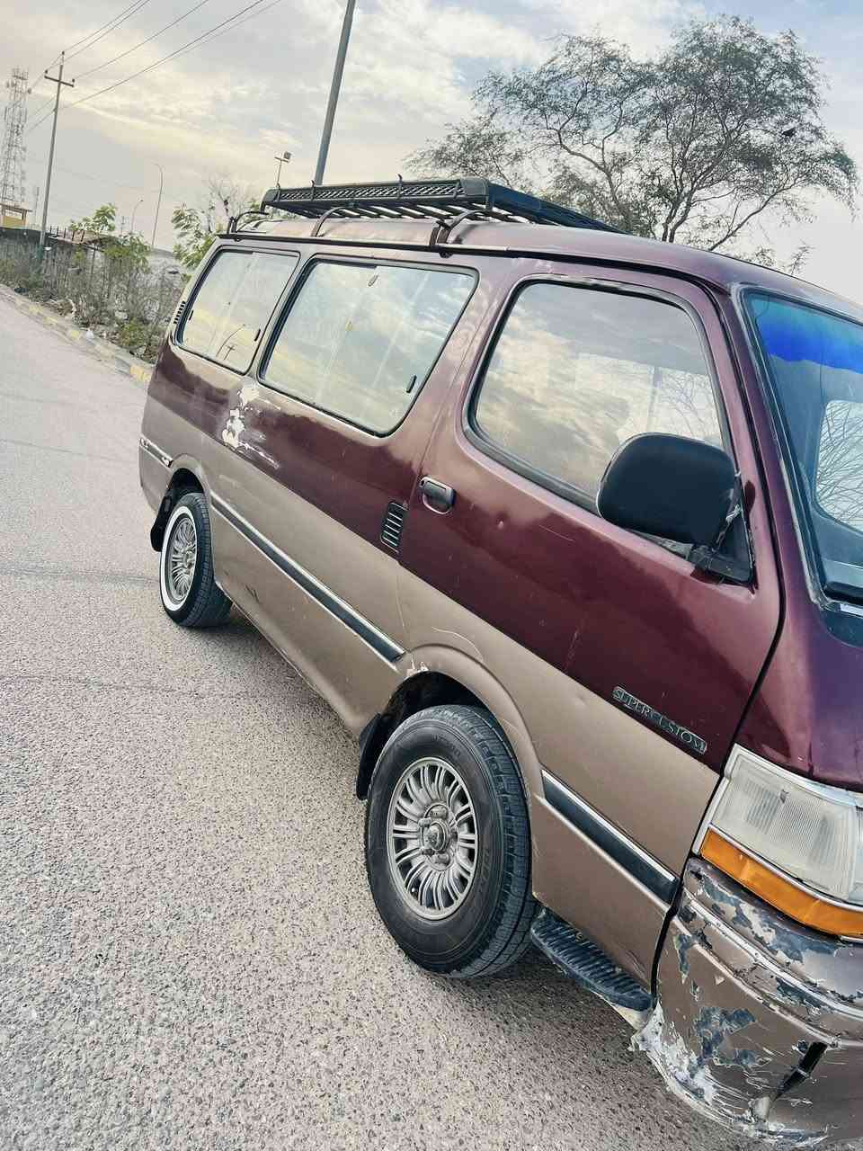 السلام عليكم هايس ساحي مديل 92سياره نظيفه مكينه وكير ثنين ونص كفاله حداده قبل فتره  مسويه سنويه منتهيه2024كهربايات كله شقاله سياره رعيه يريد تحويل السعر35 وبيه مجال مكاني البصره ***********
