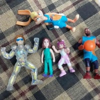 اغراض شخصية • ٥ قطع