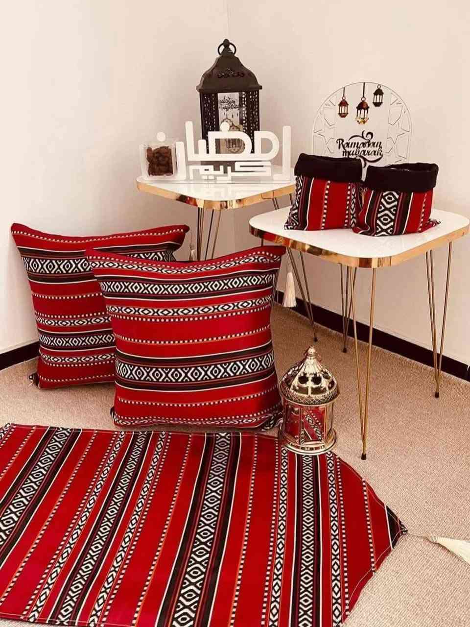 فرشات حسب الطلب  يوجد توصيل جميع المخحافظات  الحجز خاص


**إذا كنت صاحب هذا الإعلان وتريد حذفه لأي سبب، رجاءا أرسل رسالة إلى الدعم الفني**