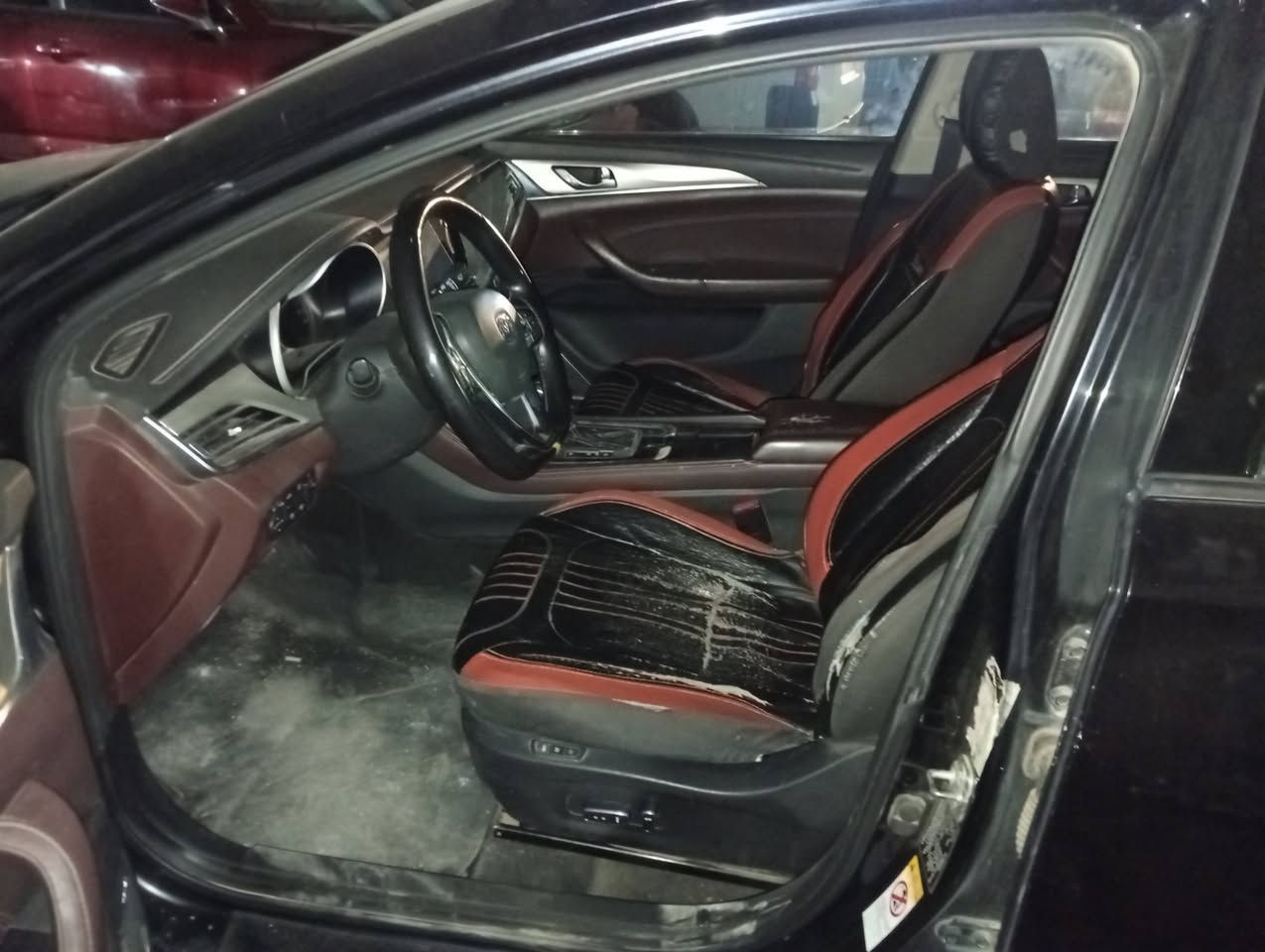 شانجان ايدو كلاسك موديل 2019 فول موصفات سياره مصبوغة احزام سياره ماشيه 235 سياره جاهزه كل نقص مابيه السعر 10 ملاين *********** مكان السياره الكراده
