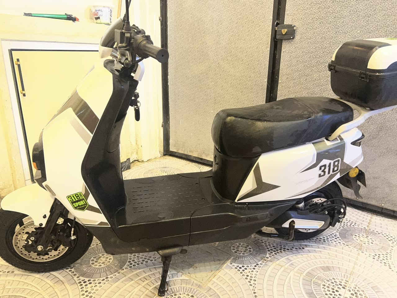 السلام عليكم ورحمه اللّٰه وبركاته
ماطور شحن اباتشي
0 موديل 2025
مستخدم شهر ونص نضافة %98
تايرات جديده لوك
٤ نشاط فول وشحن فول يطول ساعات
لايت زينون
نشرات ٧ الوان
***********
وتساب 
عنوان: موصل
