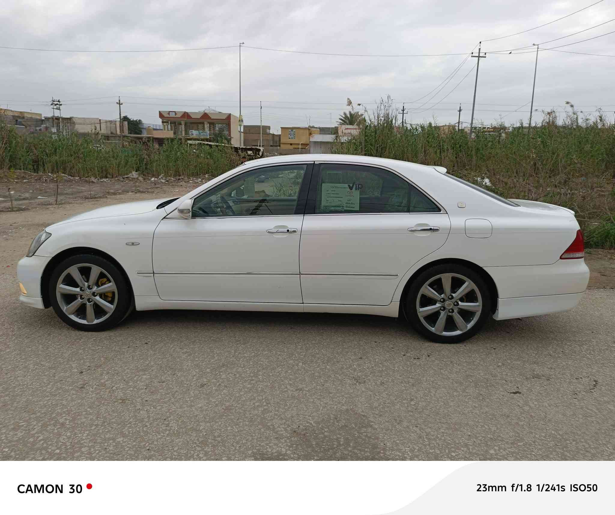 السلام وعليكم
البيع شاهيه ٢٠٠٤ كفاله عامه  
رقم سليمانيه نكليزي راعيها جيراني 
سياره ٣ دكم شاصي ٨٢
سياره تحوير نجف فوك وجوه ودشبول عارف العيساوي 
محرك ٦ سلندر ٣٠٠٠ 
كير ٦ نمر جديد 
كشنات اماميه خلفيه كهربائيه 
صدر خلفي أمامي جديد 
برده خلفيه 
تبريد ثلج 
سياره كلش حلوه ونضيفه وجاهزه من كلشي وسونار بل منشور 
مكان بابل  
سعر ١٤٠للشراي ***********
