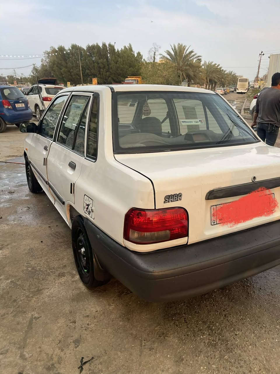 سلام عليكم سايبا بيضه خصوصي  موديل ٢٠١٠ سياره 
كير و مكينه و تبريد وشواصي مكفولات خير من الله  تخم تاير جديد صدر جديد  باسمي السياره شرط التحويل رقم حلو وهزه جديده مكان  السياره بغداد الشعب حي سومر ***********
