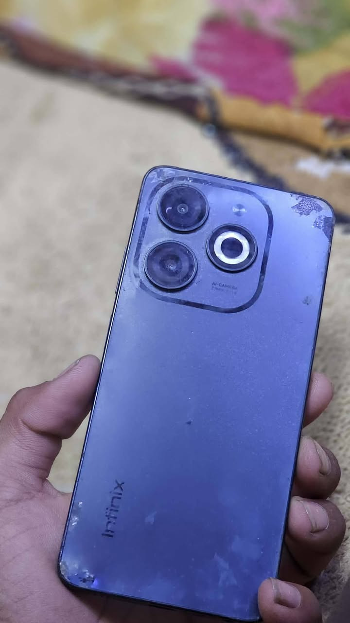 سلام عليكم ورحمة الله وبركاتة مبايل للبيع انفنكس 8كفاله بي بس شاشه مبدل فقط موجوده كارتونته الشراي يتصل وبيك خير وتدلل ***********موجود ماسنجر
