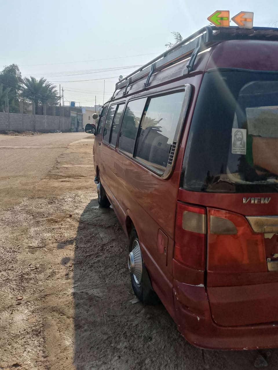 السلام عليكم فتون موديل10السيارة خير من الله مكينة بلادي مكاني بغداد السعر 45 وهاذ رقمي ***********
