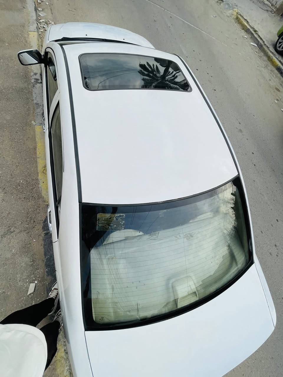 السلام عليكم 
ببوادي F3
موديل 2012
بسمي تحويل ثاني يوم 
سياره بيها مكانت صبغ 
العنوان بغداد الكاظميه 
السعر 65وبيها مجال بسيط 
غير متواجد ع الفيس 
رقم الهاتف ***********
