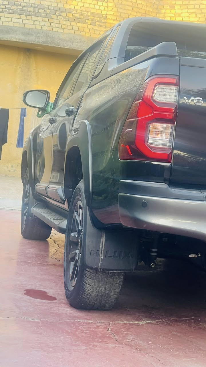 سلام عليكم   الوحش الأسود 2024.    البيع فقط   سيد نهرو بسمي رقم أربيل تريد وكاله تريد تحويل سياره ماشيه 40 سياره جديده وكفاله عامه الشراي ينتصل بكان سياره بغداد ***********
