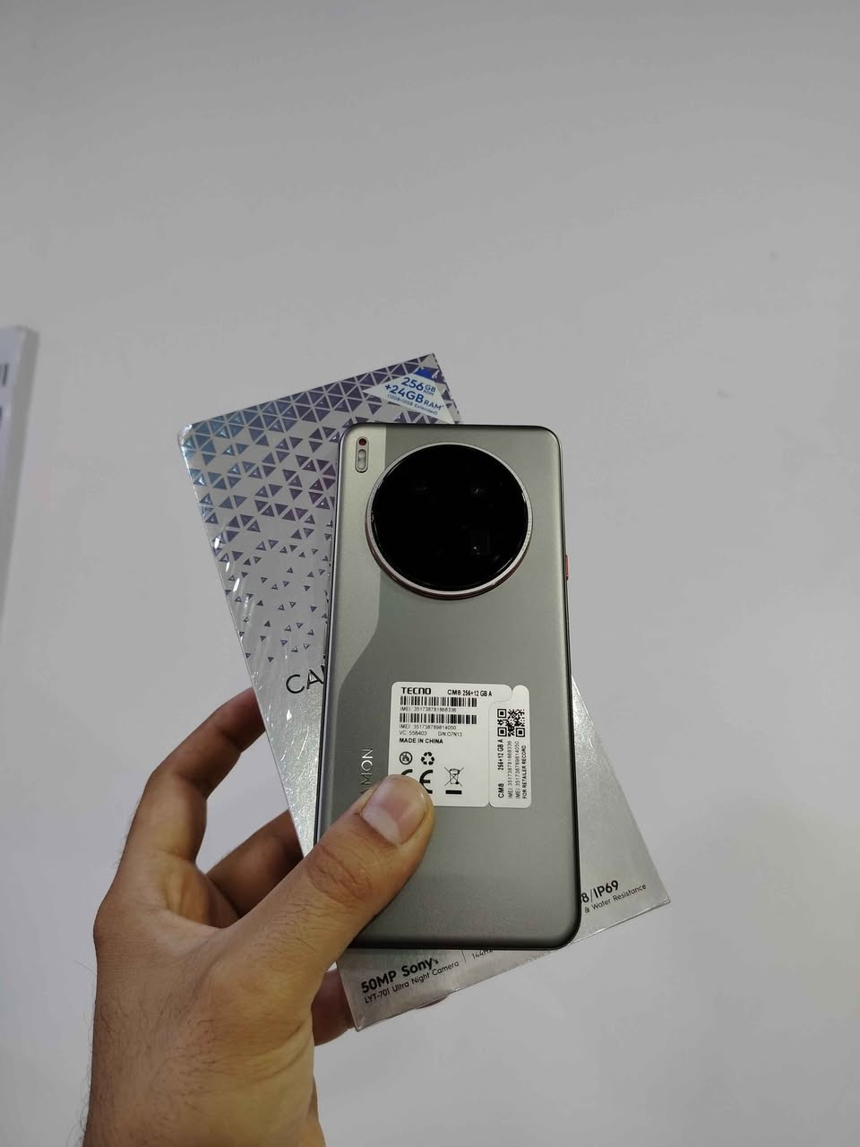 السلام عليكم للبيع تكنو كامون 40 بريمير 5G استخدام قليل كلش جهاز حالة حال جديد كامل كل ملحقات الاصليه ذاكرة 256 عشوائية 24 جهاز كلش قوي بالمواصفات السعر 500 الف وبي مجال مكاني بصرة *********** البصرة, العراق

