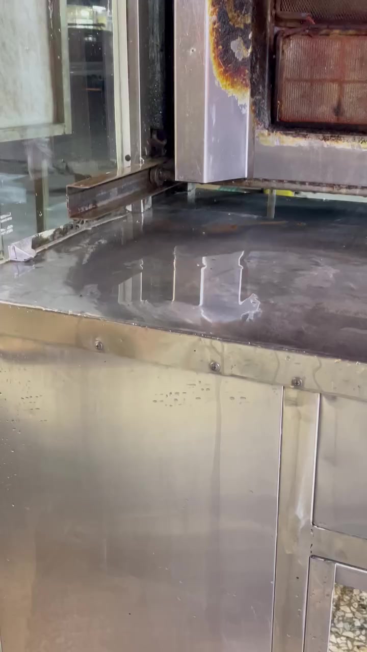 سلام عليكم عندي أغراض مطاعم للبيت مكاني بغداد
الرقم ***********
