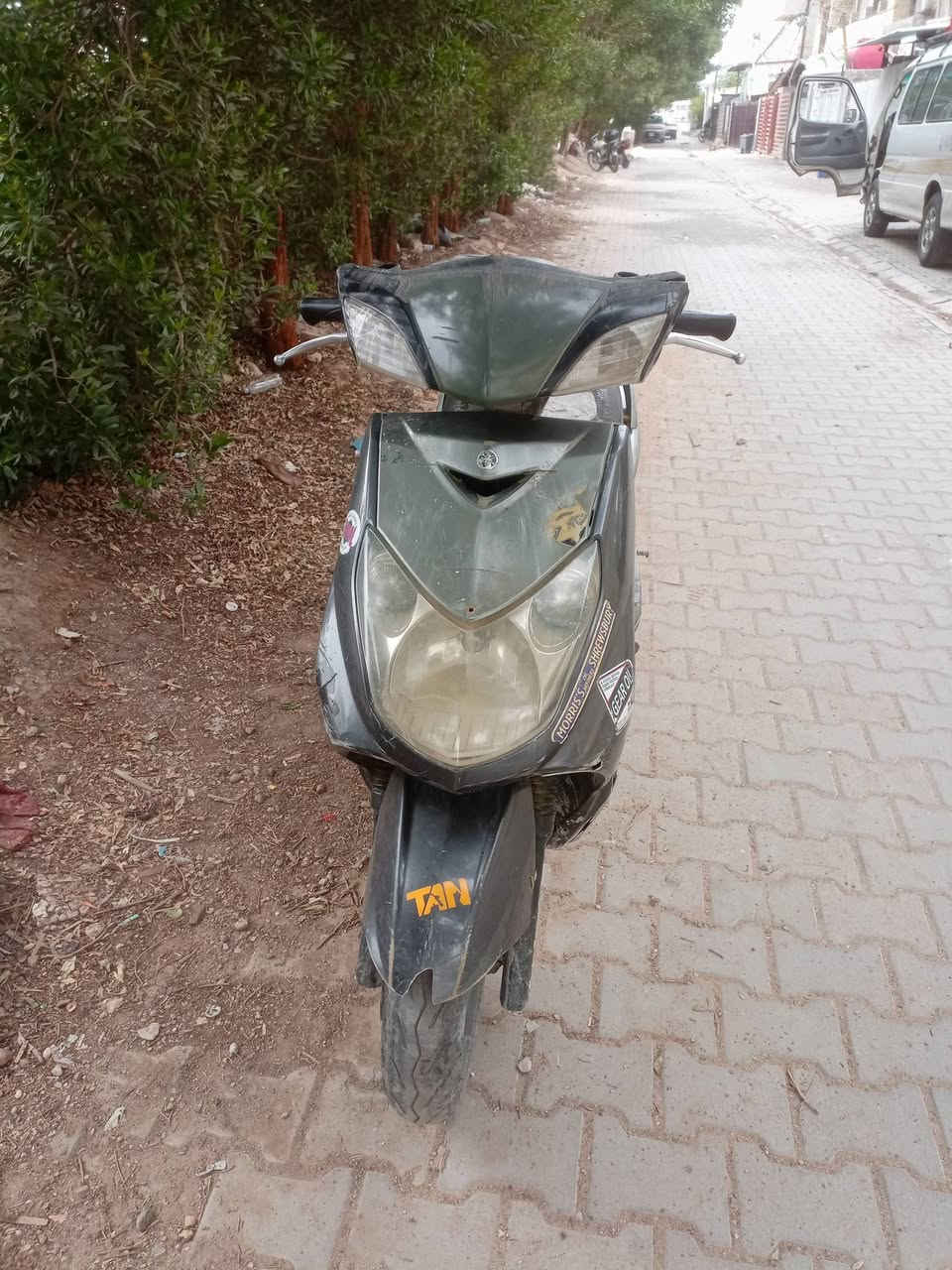 السلام عليكم عندي سكنس فحل كابريتر للبيع شغاله نكره مكينه حلوه طسته ناعمه لاتبخير  ولانضوح كهربائيات شغاله مكاني بغداد ساحه عدن السعر 250 نهايته هذه رقمي *********** اتصال
