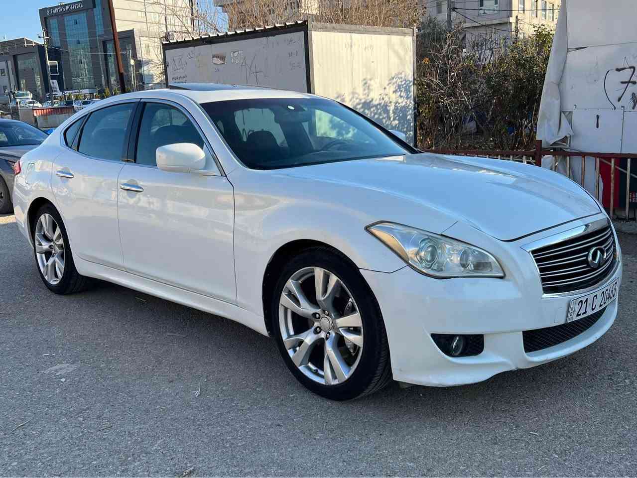 للبيع نقداً او للمراوسة حسب القناعة… انفنتي M37… موديل ٢٠١٣… محرك ٦ سلندر…. كير اوتو… فول مواصفات… رقم وسنوية جدد… بيهه جاملغ السكن بخ بدون ضربة وهلال خلفي شوية صبغ… السيارة كلهه بلادية ومابيهه ولا نقص… المكان دهوك… السعر ١٢٠ ومجال…. للاستفسار 
***********
*********** دهوك, العراق
