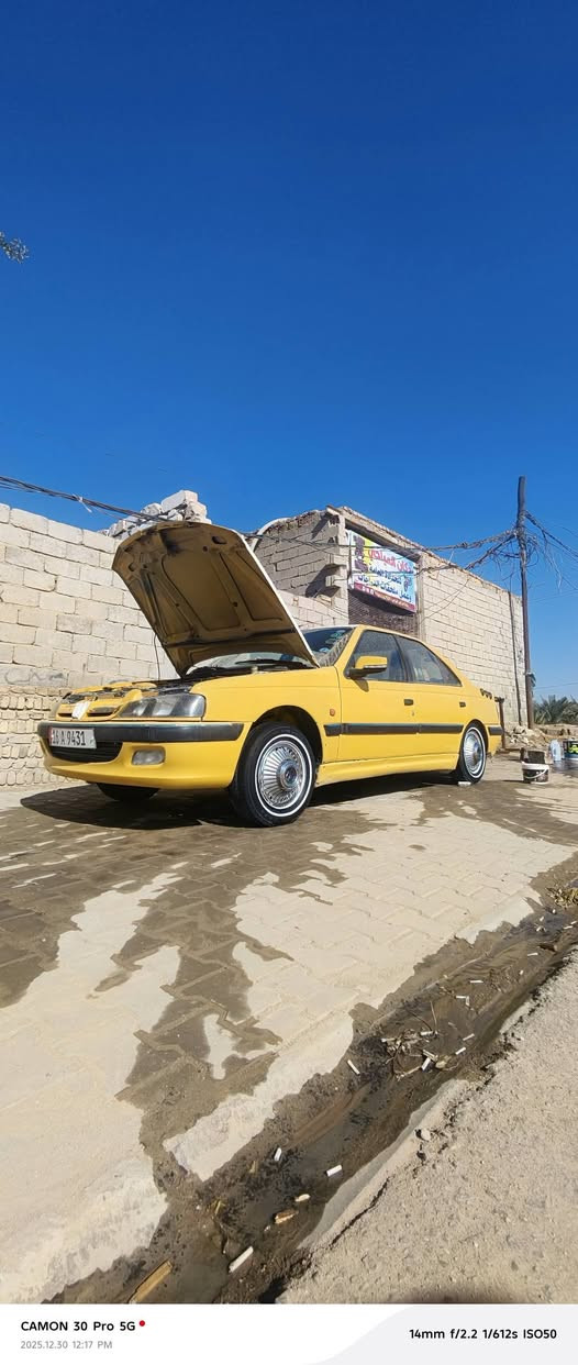 السلام عليكم ورحمة الله وبركاتة بيجو بارص موديل 2013بسمنه السياره تحويل ثاني يوم السياره مصفره هيئه وغرامات سنويه ل 28كير ومكينه خير من الله حداديه جديده السعر 38 وبيه مجال قليل للشراي ***********هاذه رقمي مامتواجد عل فيس مكان السياره نجف كوفه
