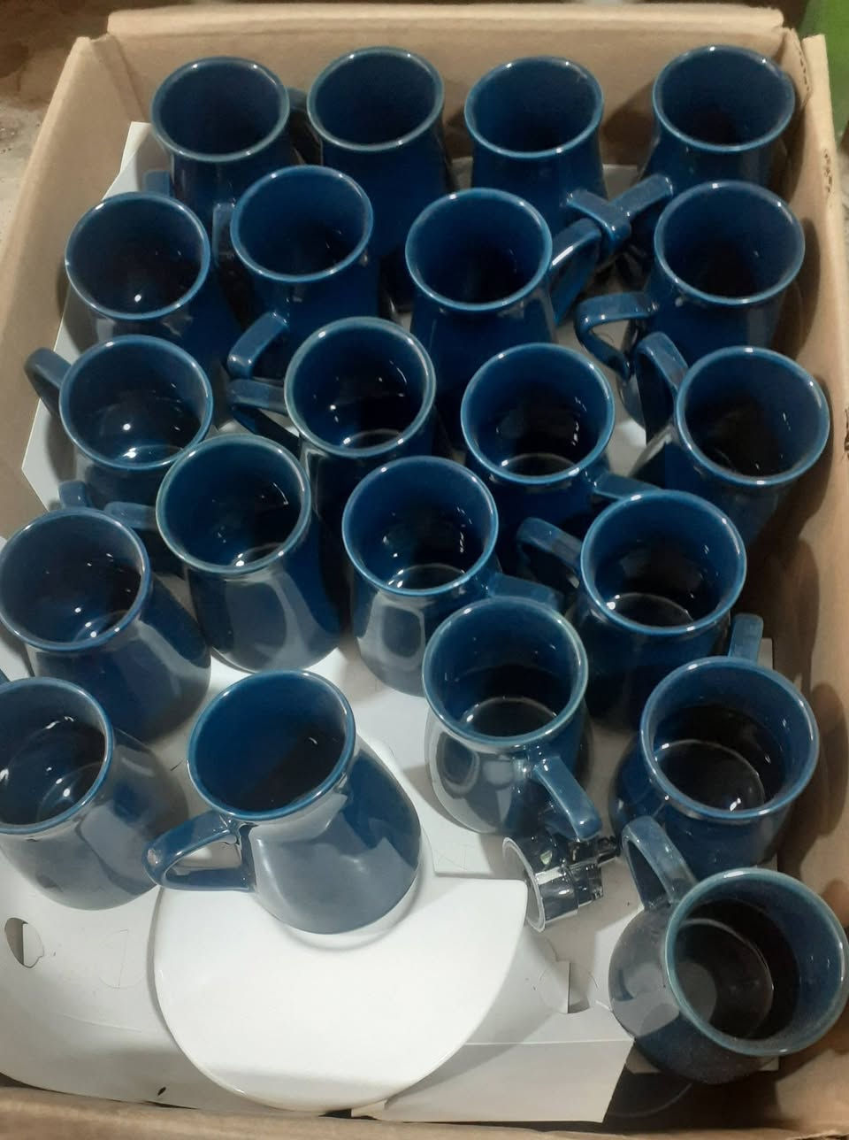 بضاعة جديدة وتوصيل ٣
اخذ سكرين للحاجة بالتعليق او على ماسنجر واكتب السعر 
اصور الحاجة فيديو وتشوفين بعينك 
مع كل طلب هديه


**إذا كنت صاحب هذا الإعلان وتريد حذفه لأي سبب، رجاءا أرسل رسالة إلى الدعم الفني**