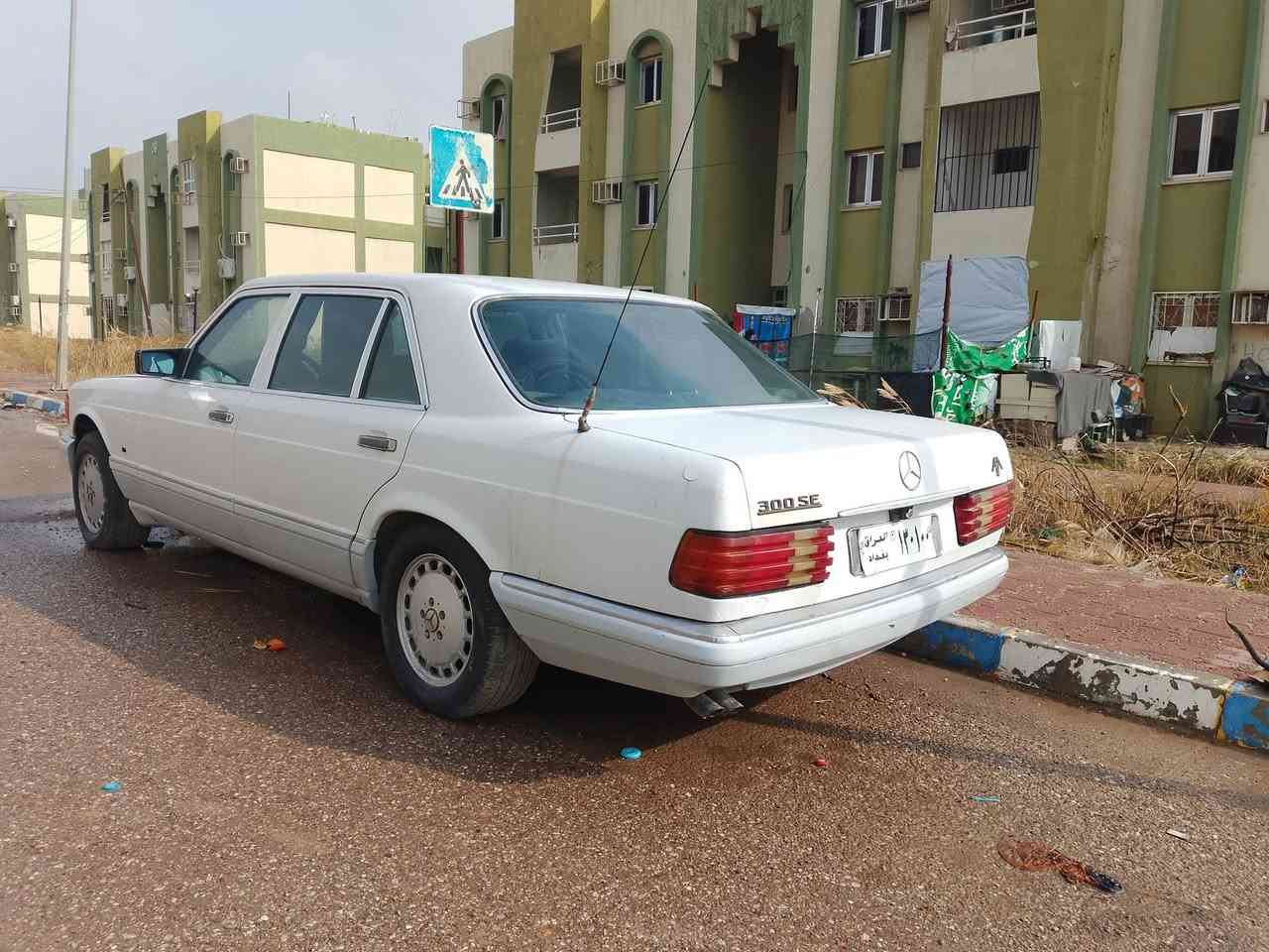 سلام عليكم مارسيدس  جامبو باب طويل البيع سعر 60ورقه وبيه مجال الطيبين مديل 91محرك بلادي سياره وكفه سنه محلاضه سياره اخله من صور بل حقيقه تخم تأيرات جدد امامي وخلفي حداديه 75٪نضافه محرك بس عنكبوت الله شاهد عليه ضمان مكينه وكير تحويل عل بصمه شرط سياره طلفيه عله وضعيته ابيعه سياره متروكه بس انطيك ضمان بل مكينه وكير فتحه عاطله داخل 60٪نضافه بس سياره خير من الله ملاحضه اغره المنشور زين وكلب بل صور زين ياله تخابرني رجا الي مو شراي لا يتعبني وياه ولا يكسر بحلال العالم اكو بل سوك هوايه ما متواجد عل فيسبوك هاذه رقم الهاتف *********** مكان سياره كركوك
