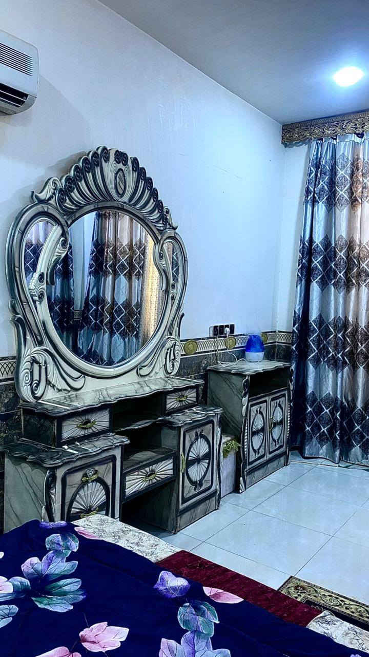 غرفه نوم سعر850
مكاني النصر وسلام رقم الهاتف واتساب ***********
او مراسله الصفحه
