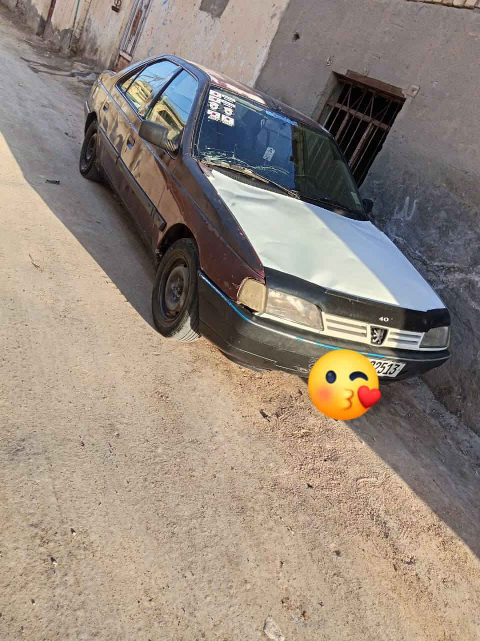 السلام عليكم بيجو 405 فرنسي اصل موديل 1993 رقم نجف انجليزي سنويه لغايه 29مكينه وكير شرطه الفحص حداديه حلوه كهربائيات شغاله تخم تاير باتري جديد مكفوله من العيب الشرعي والضربه القويه ملاحظه السياره بيها جراد ملاحظه سياره بيها سنويه استنساخ الاصليه مفقوده وابيع بدون راعي العهد عن السرقه وطلب العشائر والسعر 16 ورقه العنوان ناصريه مركز الاستفسار على الرقم الموجود ***********
