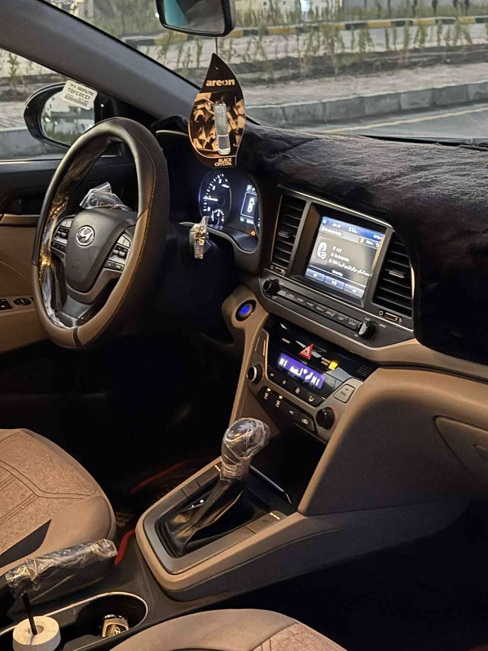 سلام عليكم
الانتره 2017 

رقم أربيل جديد 

سنويه جديد 

هزه جديد 

شرط الوكاله ولتحويل 

مكينه 20 دوش شرط

كير at المرغوب 

ضرر بوند سرقه 

ونص جاملغ خلفي بدون داخل

بصمه تشغيل 

بصمه أبواب 

بصمه صندوق 

اشاير ترحيب 

صندوق ذكي 

مثبت سرعه 

رادار امامي 

رادار جانبي

حساسات خلفيه 

هيترات كشن 

شاشه كبيره 

كأمره دواره

شاشه اعطال 

ثلاثه انضمه 

السياره بدون ايربك 🔴

السياره جاهزه 

السعر 127بيه مجال 🔴

***********اسيا

***********كورك

مكلف بل نشر
