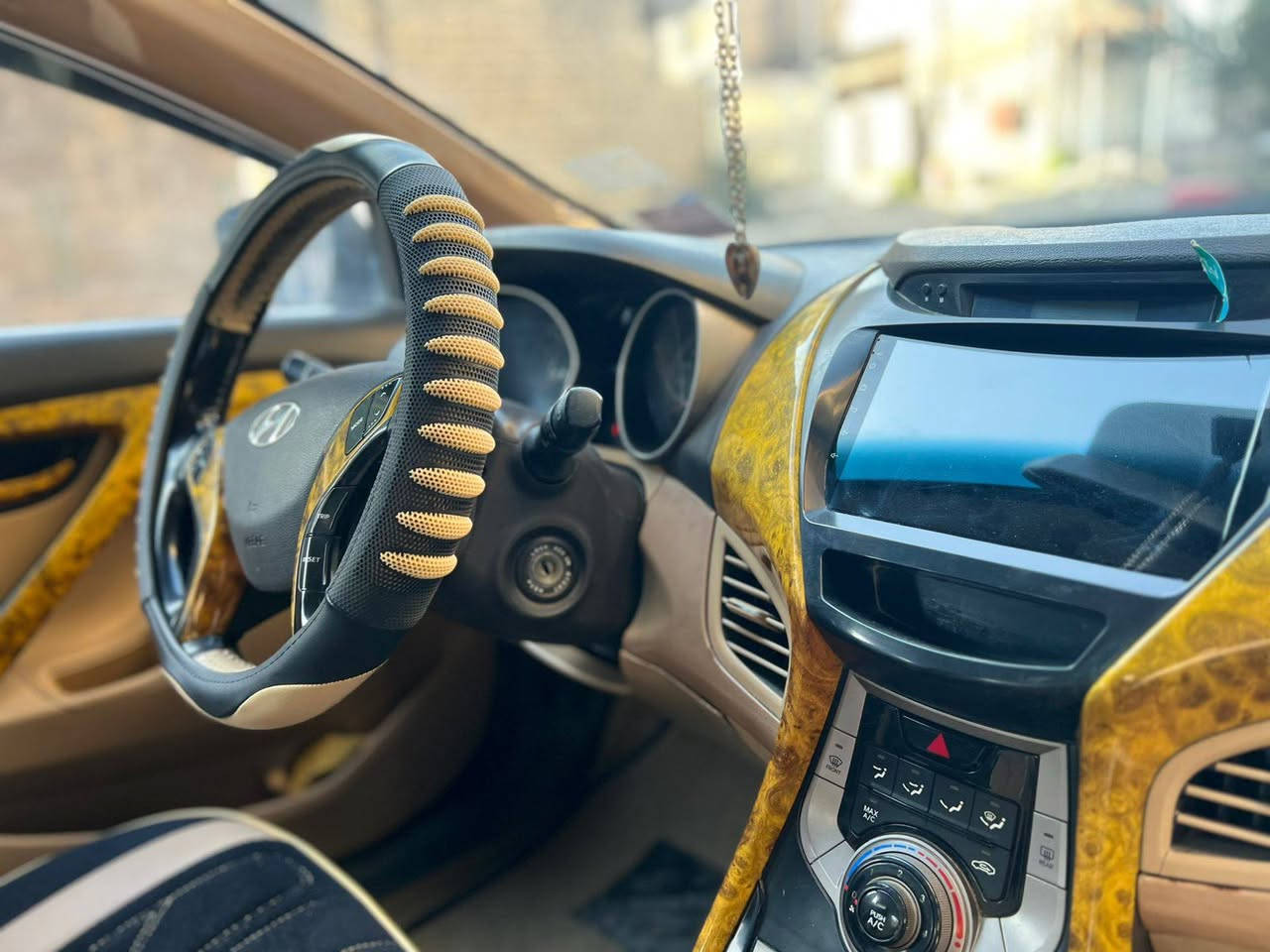 النترا 2014خليجي بيه فقط باب مبدل محرك 1600 دوشش السعر 115وبيه مجال ‏‪***********‬‏
