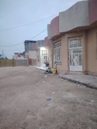 البصرة • ١٠٥٠م • ثلاث بيوت