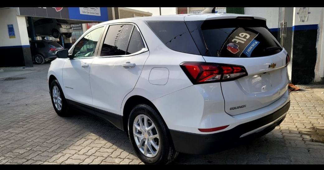 السلام عليكم من رخصة الأمن 
شوفرليت يكونيكس موديل 2024 LT
 مواصفات 
حساسات أمامي خلفي مقاعد تدفئة سايد بريك بصمة رادارات 
تدفئة مقاعد مانع انزلاق تحديد سرعة سياقة ذاتية جام اوتو تبريد قطعتين كشن كهربائي صندوق كهربائي لايت لد تشغيل عن بعد .

 تفاصيل الحادث كما موضح بالصور أدناه 
((فقط بارد فقط بارد في الجاملغ الأيمن السيارة جديده من الأخير إرباك سليم )) 

السعر( 172 )أو بيها مجال 
للاتصال او واتس آب على الرقم الموجود أدناه 
***********
السيارة رقم شهداء وفي نفس الوقت انطي بيه وكالة عامة مطلقه بعد بدون ما ترجعلي ، السيارة حالياً رقمته .
العنوان ميسان العمارة حي الكفاءات.
