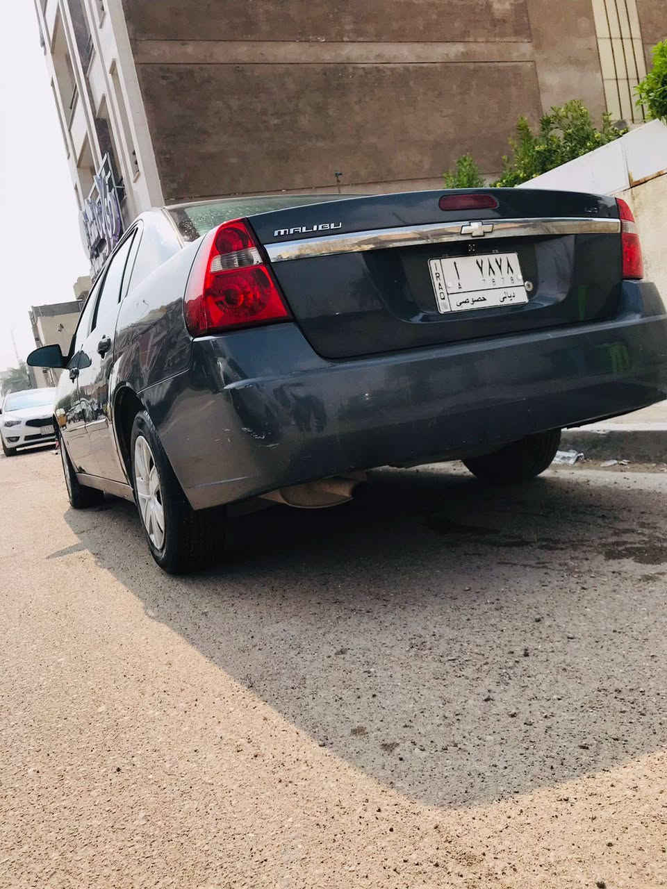 ماليبو 2007 LS محرك 2,400
سيارة مابيه اي نقص من تبريد او محرك او كير كامله كلين تايتل
بيه مجال بسيط للشراي 
السعر 5,500$
العنوان زيونة قرب دار الازياء
الاتصال: ***********
