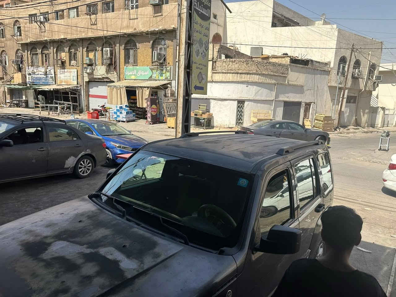 سلام عليكم جيب لبرتي 2010 امريكي بدون حادث بيه جراد بالبنيد مثل ما موضح بالصورة سعره 95 وبيه مجال  وبيه مجال مكاني بغداد باقي تفاصيل اتصال ع رقم ***********
