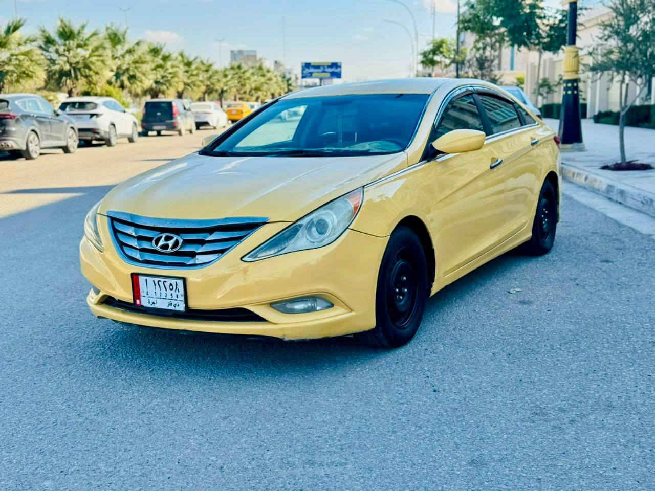 سوناتا مديل 2012 سعر 87 قابل للتفاوض الأستفسار اتصل *********** وراد أمريكي حادثها دعاميه فقط بدون دواخل والباقي كفاله عامه مواصفات شاشه كبيره تحكم ستيرن كامره خلفيه قطعتين تبريد حساسات امامي وخلفي داخل بيجي مكينه 2400 مكينه وكير مكفولات حداديه جديده تخم تاير تبريد تدفئه شغال مشروع وطني سنويه 28 مكان سياره كربلاء
