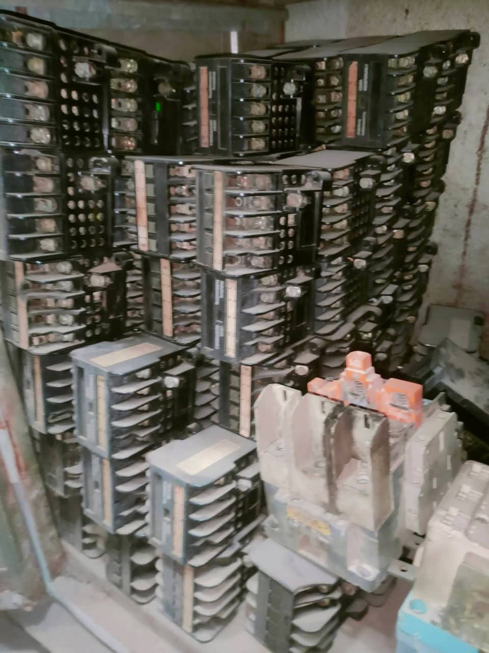 لاصحاب النصيب بسعر كويس
110 v
24v ac
24v dc 
ياباني والماني وصيني


**إذا كنت صاحب هذا الإعلان وتريد حذفه لأي سبب، رجاءا أرسل رسالة إلى الدعم الفني**
