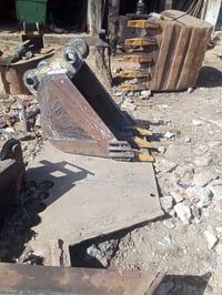 قطع غيار • معلومات ناقصه
