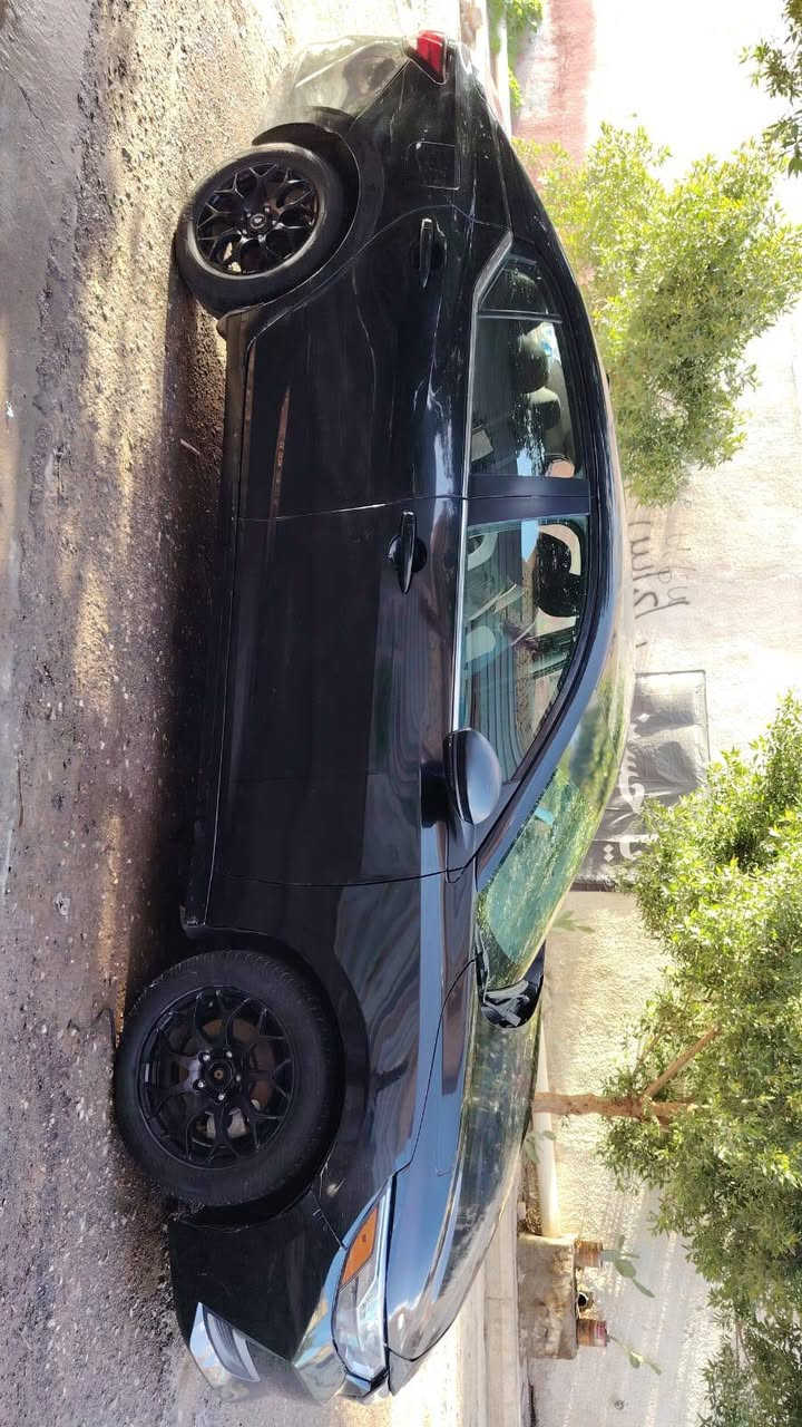 نيسان سنترا موديل 22 مواصفات معروفه مصبوغه صبغ عام السونار موضح بالصور  رقم بغداد مشروع وطني مكلف بالنشر رقم صاحب السياره *********** مكانها كوت مركز مدينه
