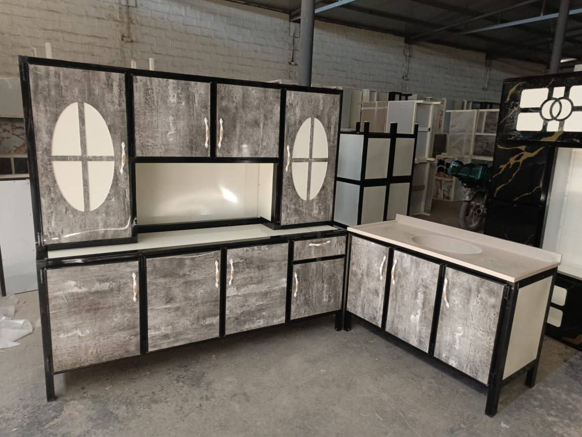 كاونتر مترين مع ملحق  مترين مع سنك
مرمر متر و 20 السعر 290


**إذا كنت صاحب هذا الإعلان وتريد حذفه لأي سبب، رجاءا أرسل رسالة إلى الدعم الفني**