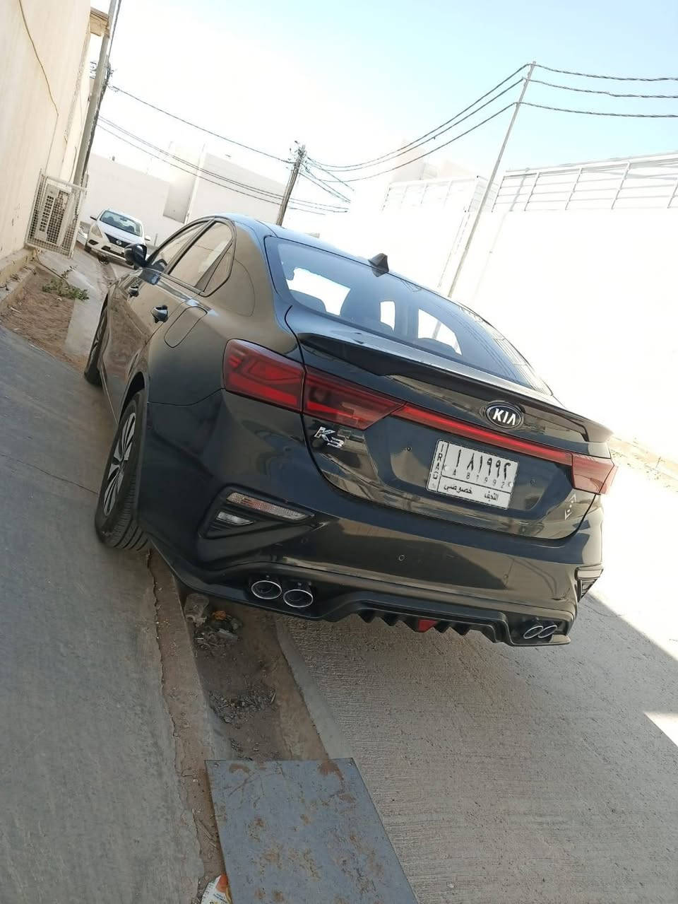 K. 3
منشأ كوري اصلي 
نجف اسود ب اسمي تحويل مباشر 
محرك 2000
موديل 2019
كامل مواصفات 
بصمة 
جلد 
تبريد تدفئة كشنات 
المرايا الجانبية سحب 
بصمة ابواب 
ترحيب 
السيارة بحالة جيدة  وبيها شغلات بسيطة 
المهتم واتس ***********
السعر المطلوب فقط 120ورقة
