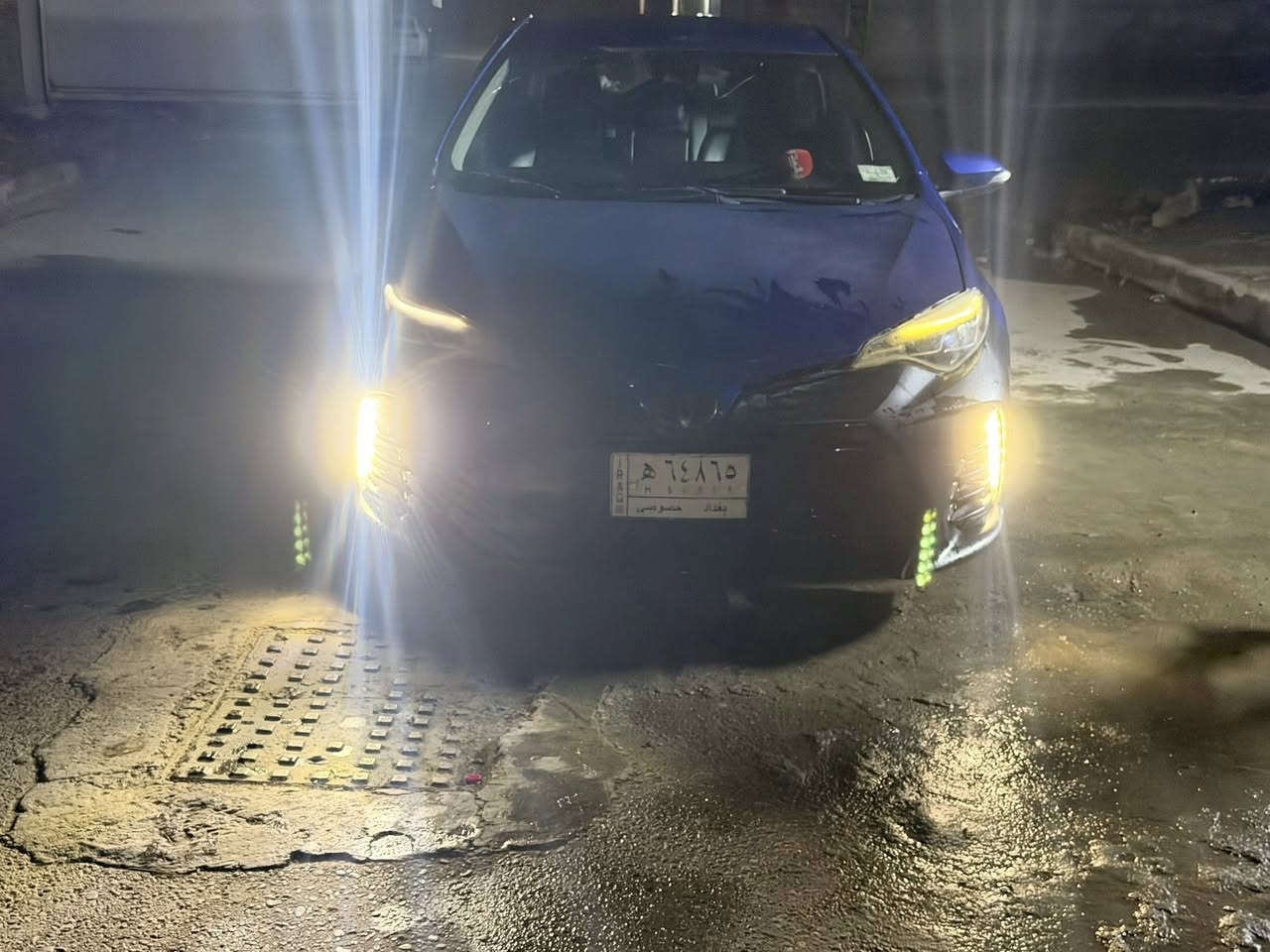 للبيع كورولا 2018 se سيارة جديدة بيها جاملغ  عمس السايق وبالعراق فوك قبق البانزين موجىد سونار للي يحب رقم بغداد ماشية 76 الف ،، السعر 135 مكاني بغداد رئاسة المشتل ،، رقمي ***********
