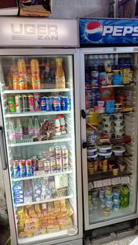 ثلاجات عرض • للبيع • تواصل خاص