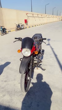 بوكسر اصولي للبيع باقي بس ع استلام لوحات سنويه+وصل استلام لوحات موجود ...