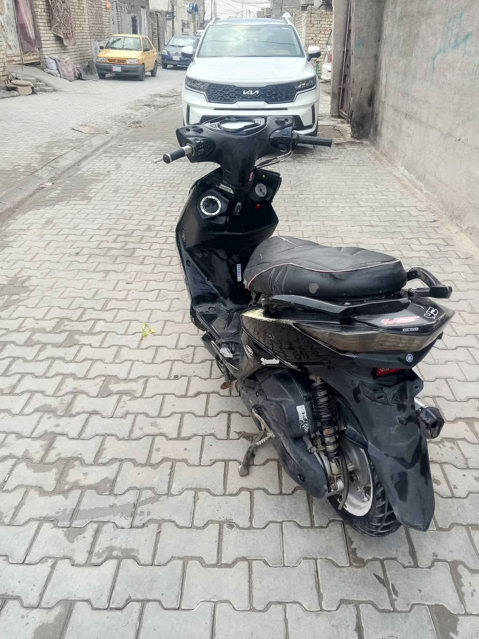 السلام عليكم دراجه سكنس لد موديل2024 مكينه مكفوله من كلشي  اي خلل ما بيه نضافه فول بس كفراته شوي تعبانه السعر 600 قفل لا تعبك ولا تعبني مكاني بغداد حي آور


**إذا كنت صاحب هذا الإعلان وتريد حذفه لأي سبب، رجاءا أرسل رسالة إلى الدعم الفني**